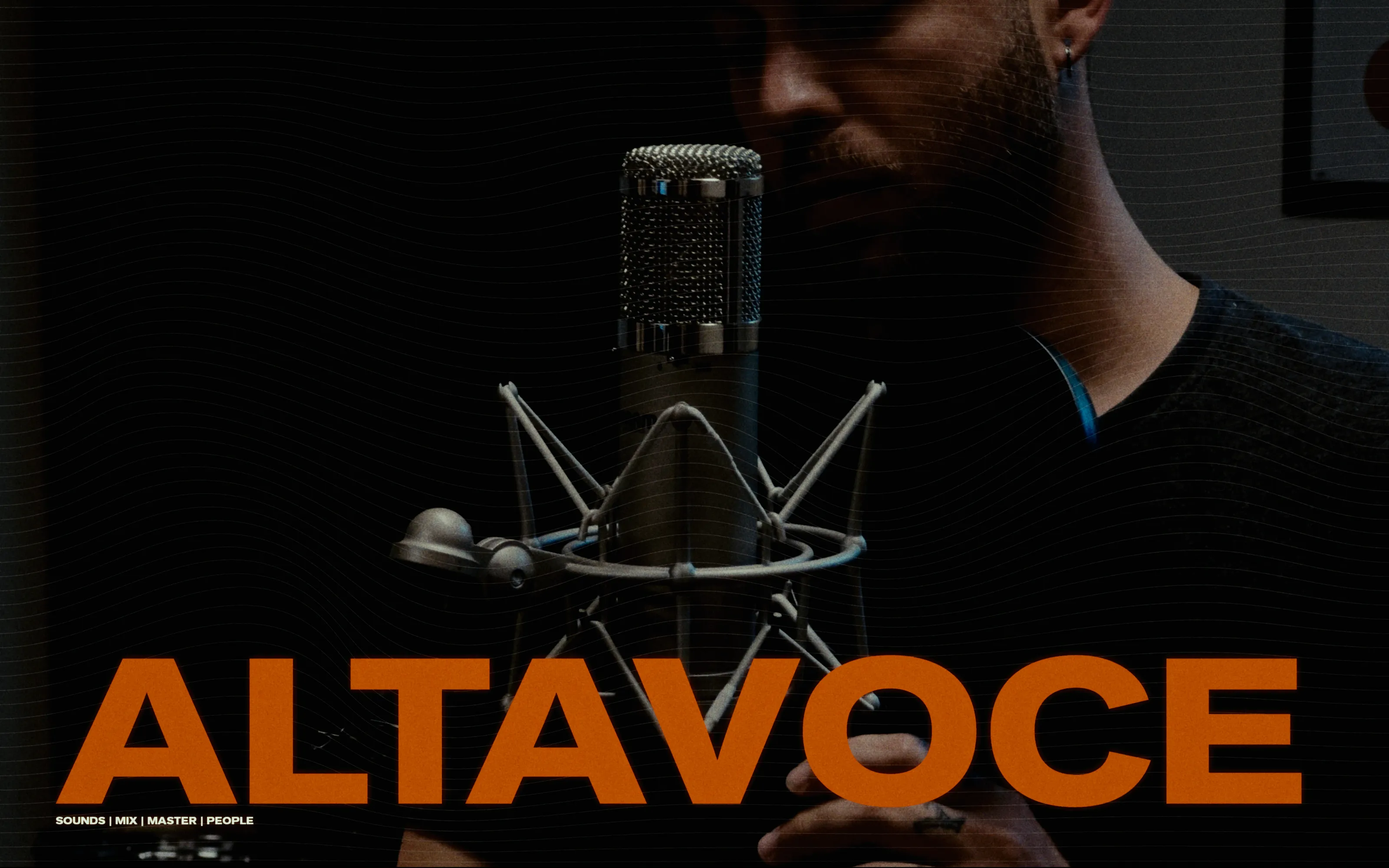 Live sound monitoring at ALTAVOCE studio